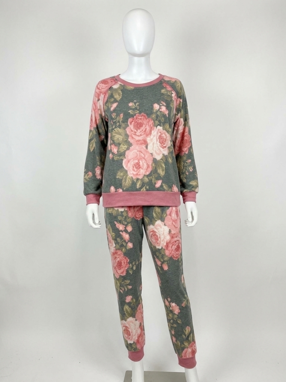 NEW HONEYME floral lounge set in mauve/charcoal